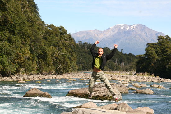 Nein, ich springe nicht wirklich ins Wasser - ich bin doch ein Warmduscher!