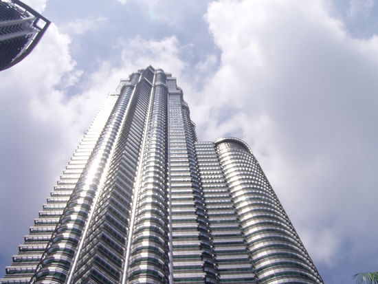 petronastowers