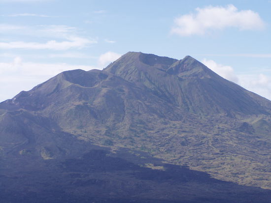 vulkan batur (aktiv) - letzter ausbruch in den 60. jahren