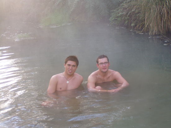 "bei jedem zehnten anrufer mach ich mich- nagisch"