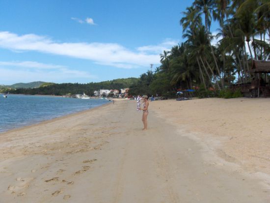 Der Strand, die Körnung des Sandes entspricht ca. der Weitsprunganlage in eurem damaligen Schulhaus. Also nicht sehr feiner Sand, dies hat aber nicht gestört.