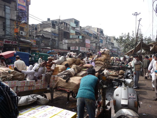 Straßen in Old Delhi- hier ist die Zeit stehengeblieben!