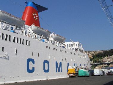 Die Comanav wird uns von Europa nach Afrika bringen