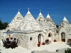 Unterwegs im Land der trulli