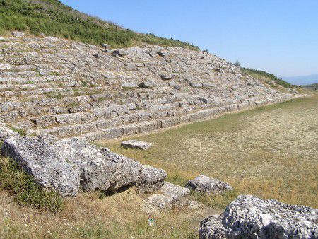 Amantia: Antikes Stadion