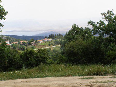 Blick auf Elafos und den Karla-See