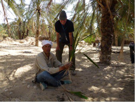 Tamerza: Mit Bessi im Dattelhain