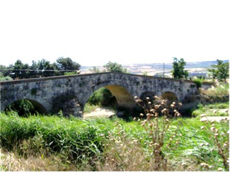Bei Ascoli Satriano: Römerbrücke (1. Jh.)