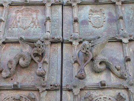 Troia: Kathedrale Santa Maria Assunta - Bronzetür