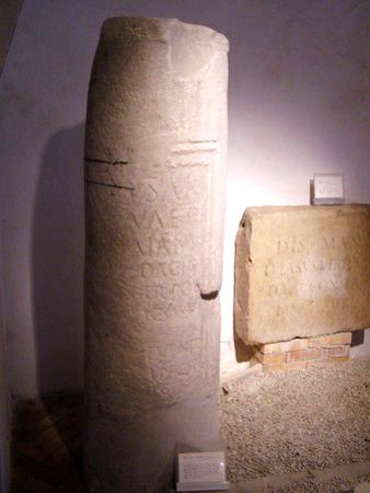 Troia: Museo civico - Meilenstein der Via Traiana