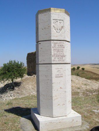 Kastell Fiorentino - Gedenkstein
