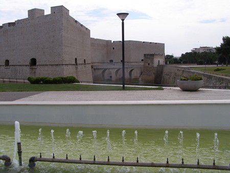 Barletta: Staufer-Kastell