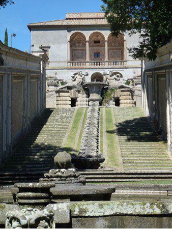Caprarola: Palazzo Farnese - Wassertreppe zur Pallazina
