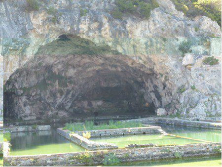 Sperlonga: Grotten des Tiberius
