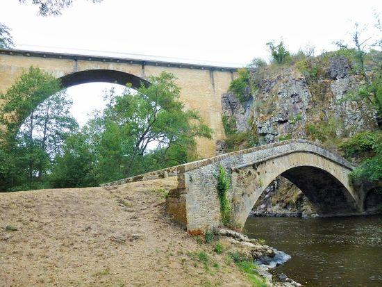 Brücken von Pierre-Perthuis