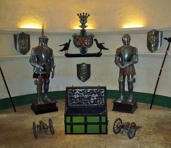 Bazoches - Schloss von Marschall von Vauban, Ritterrüstungen