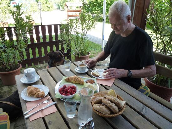 Frühstück in Markovic - M&amp;M-Gasthof