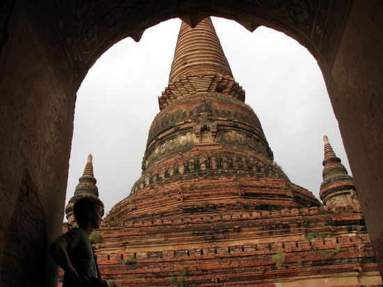 es sind schon wirklich eindrucksvolle Bauten