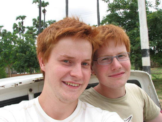 das Bruderherz und ich aufm Pickup