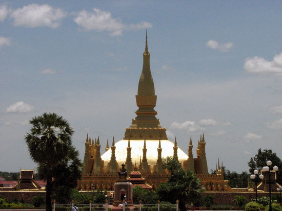 Phat That Luang
(das Wahrzeichen der Stadt)