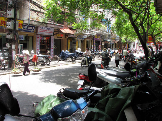 Nebenstrasse des Oldquarters
(in der Nebenverkehrszeit)