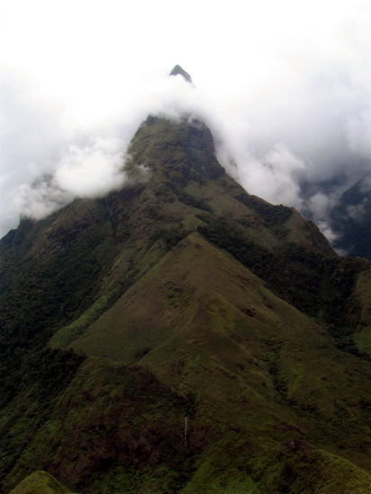 hohe Gipfel galt es zu bezwingen...
(uns war's aber zu feucht)