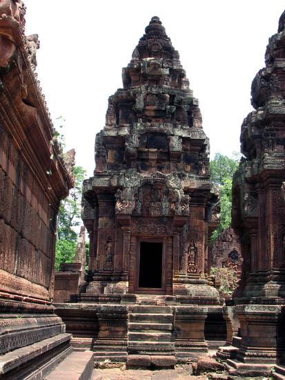 der kleinste (und vielleicht kunstvollste) aller Tempel in Angkor: Banteay Srei