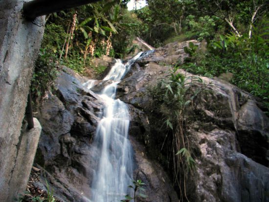 der zweite Wasserfall der Woche
(wieder von unten und noch bei Tageslicht)