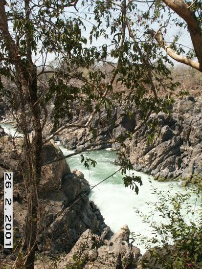 zum Wasserfall
