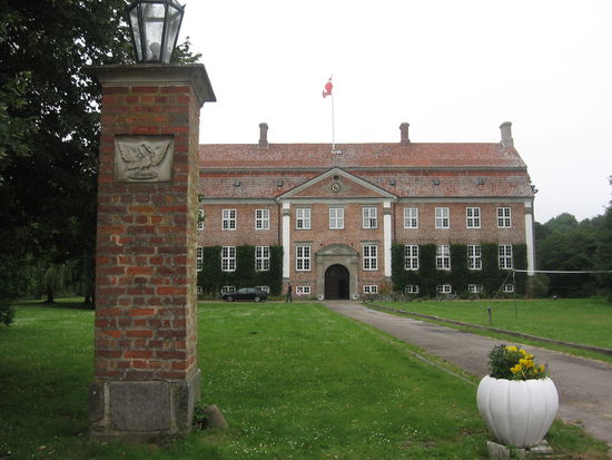 Das nennt sich Hauptgebaeude