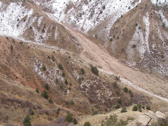 Und der Abstieg war deutlich anstrengender als hoch. Hatte einen extremen Muskelkater in den Oberschenkeln.