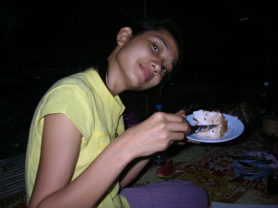 Der Kuchen sah nicht nur bunt aus, der hat auch noch richtig gut geschmeckt.