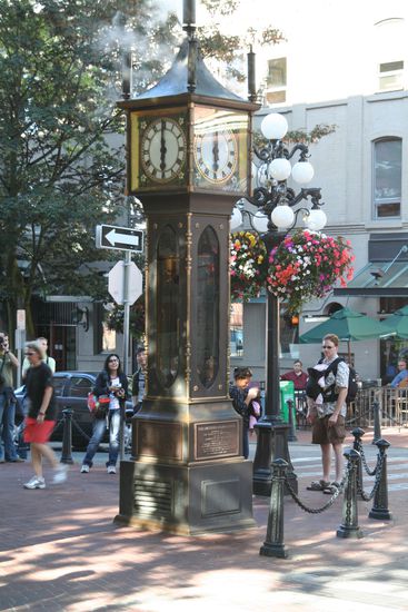 Steamclock bei der Arbeit (oben kommt der Dampf raus und das Ding pfeift schrecklich...)