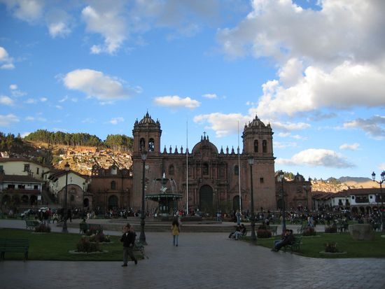 Die Kathedrale am Plaza Armas