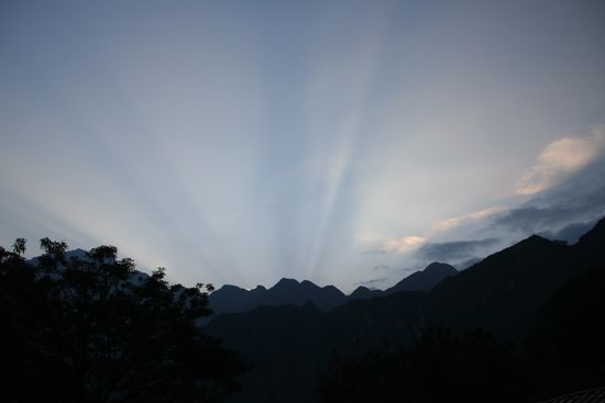 6:30 Uhr: Sonnenaufgang in Machu Picchu
