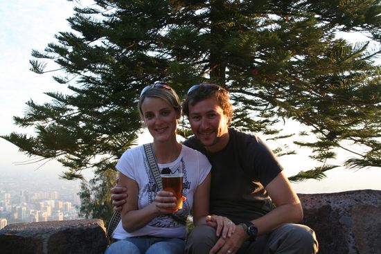 "Mate con huesillos" - getrocknete Pfirsiche in gesuesstem, kaltem Wasser mit gekochtem Weizen - sehr lecker!