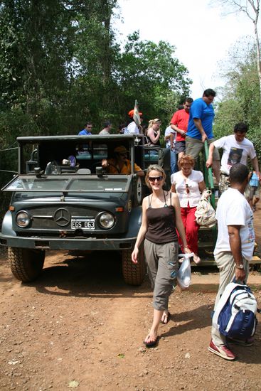Massentransport durch den Dschungel
