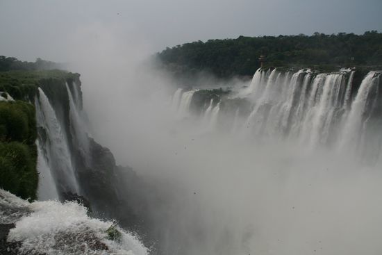 ...und in die Schlucht muendend!