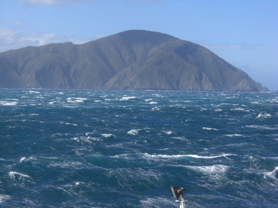Stuermische Cook Strait