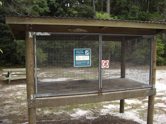 Essensverschlag zum Schutz vor Dingos