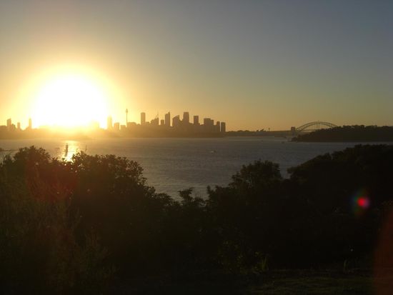 Blick vom Park in der Abenddaemmerung