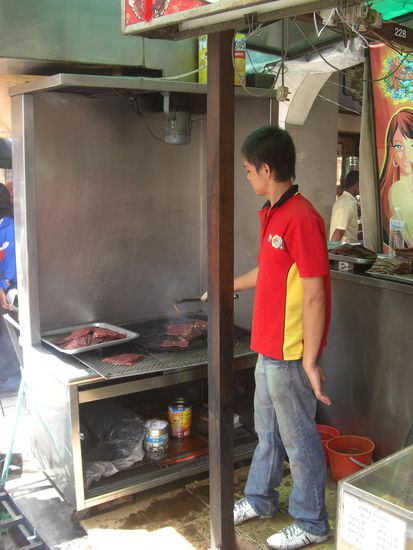 Gegrillte Fleischfladen...