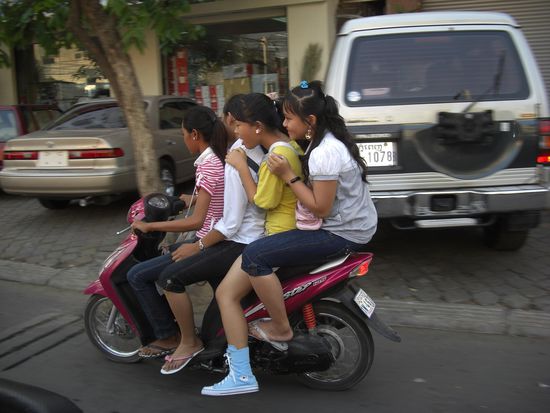 Moto - DAS Transportmittel fuer Freunde und Familie 