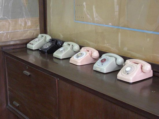 Vorzimmer des Praesidenten von Sued Vietnam - wofuer die wohl alle waren? 