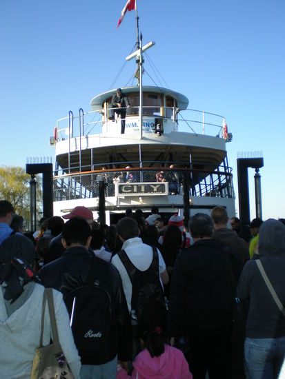 Zurueck auf die Faehre!