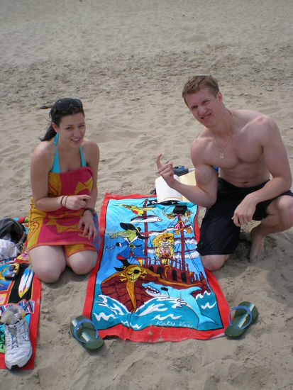 Mein supercooles Strand-Handtuch was ich fuer neun Dollar erstanden habe!!!