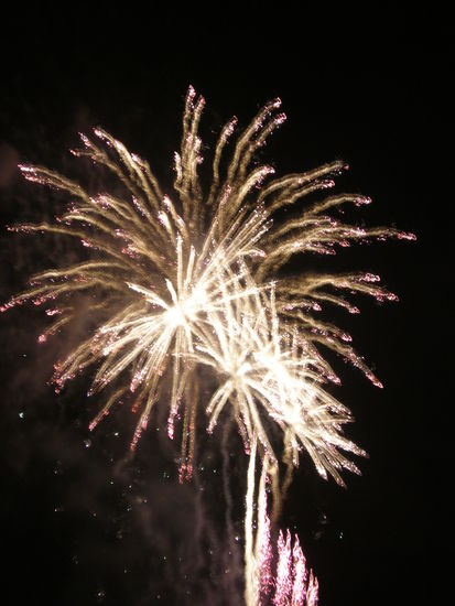 Auf unserer Bruecke die echt voll war hatte man einen super Blick auf das Feuerwerk