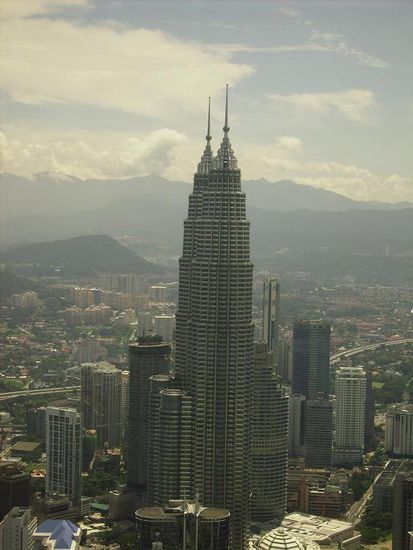 Fast gleichauf dem den Petronas Towers