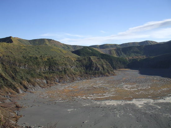 die Landschaft hinter dem Vulkan