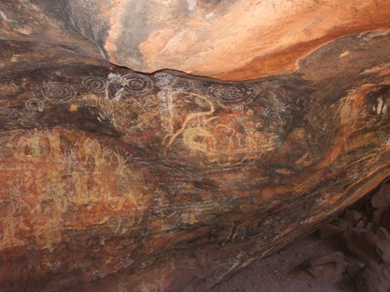 Felszeichnungen am Uluru